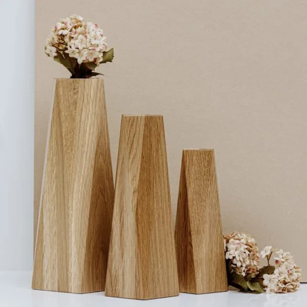 Oak geometric floral vases