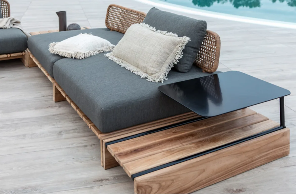 Posh Lounge Couch - Image 3