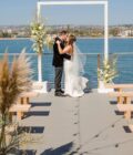 Classic white wooden arch - Image 10