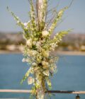 Classic white wooden arch - Image 9