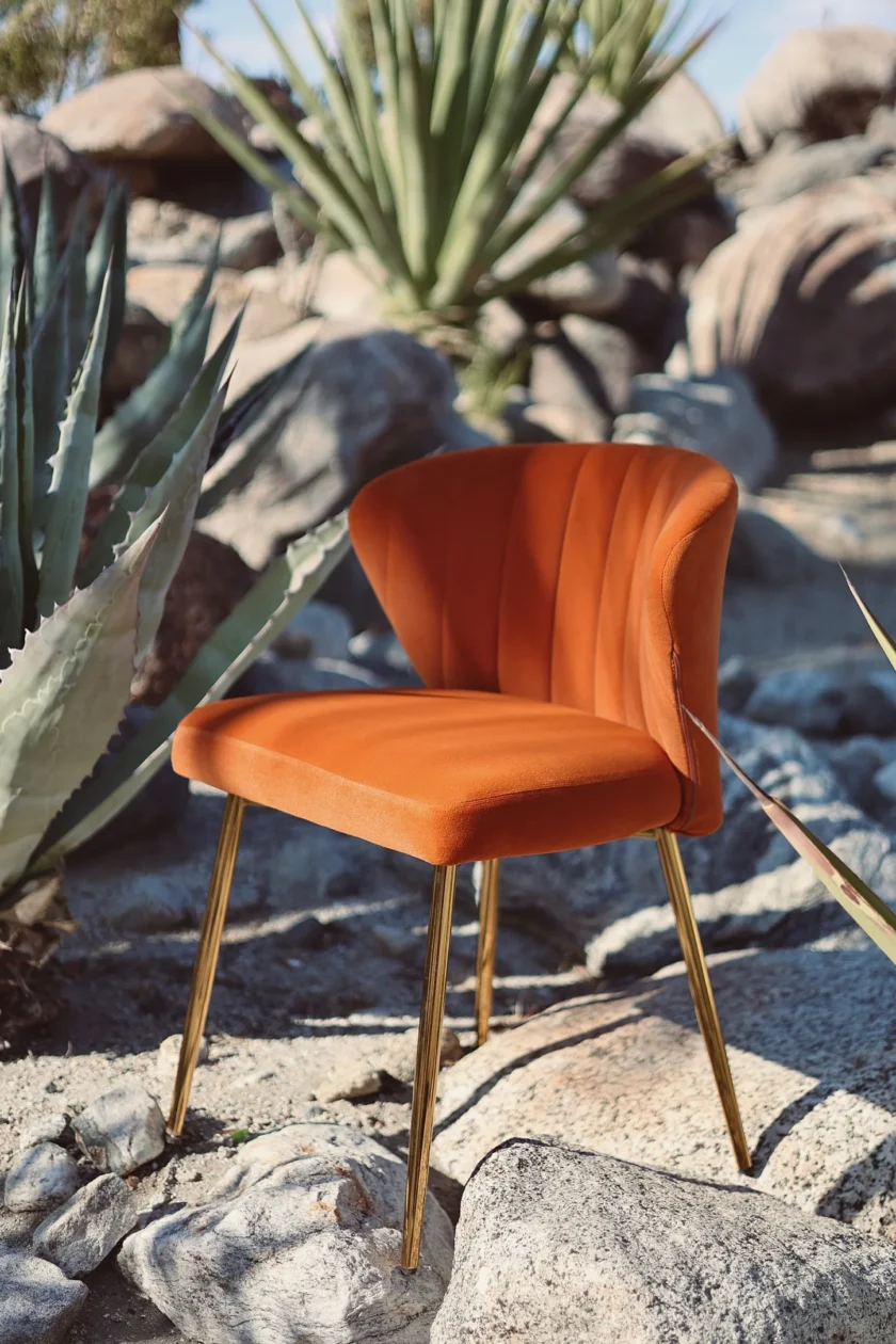 Aurora Velvet Chair - Image 4